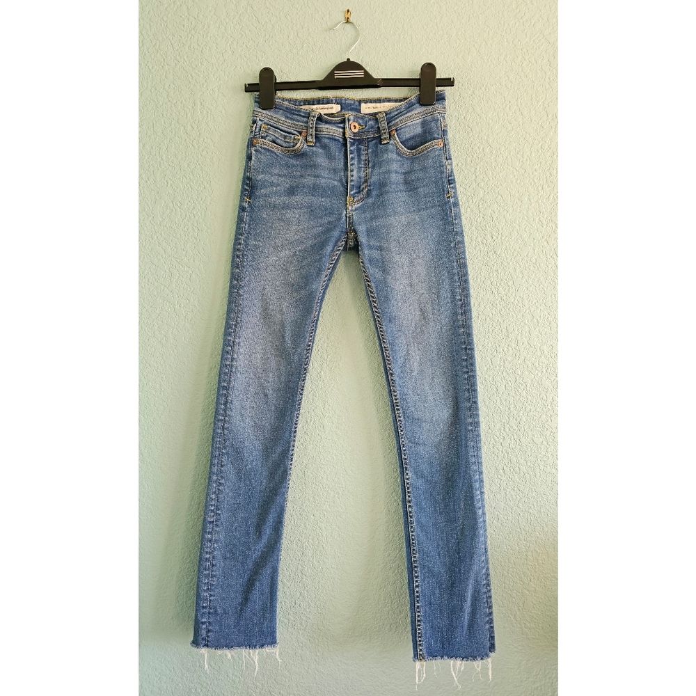 Pilcro (Anthropologie) | Slim Straight Raw Hem Jeans - Petite